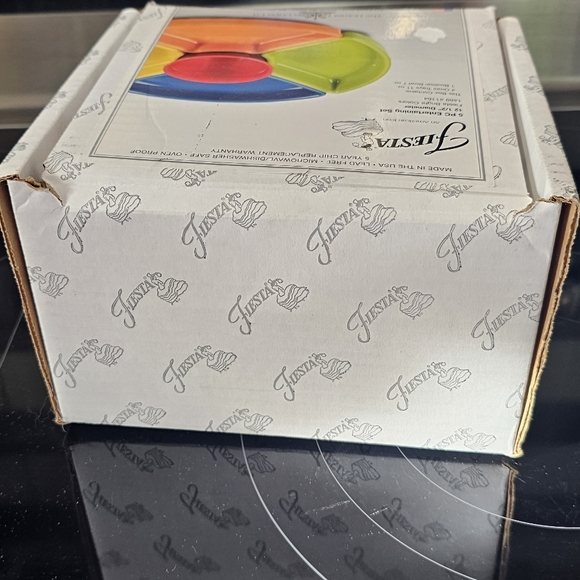 Colorful Fiesta Wear Sectioned Serving Platter with Bowl. - Picture 11 of 12